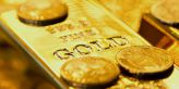 Klid před bouří: zlato se chystá napadnout rekordní maxima
