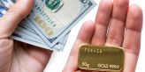 Zlato posílilo, dolar oslabil