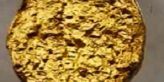 Jak vyrobit lehké 18-karátové zlato z plastu?