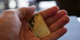 Cena zlata zaznamenala 14měsíční maximum kvůli Blízkému východu